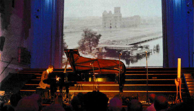 Konzert des britischen Pianisten George Harliono im Dom. (Foto: Jrg Na)